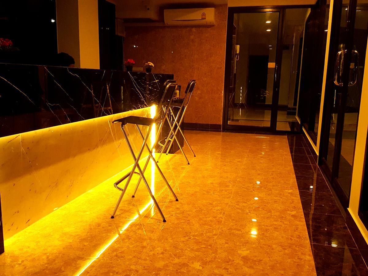 The All 24 Luxury Residence Bangkok Extérieur photo